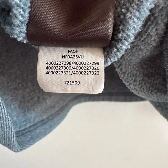 The North Face Light Blue Quarter Zip Long Sleeve Pullover Size Small EUC - Picture 7 of 7